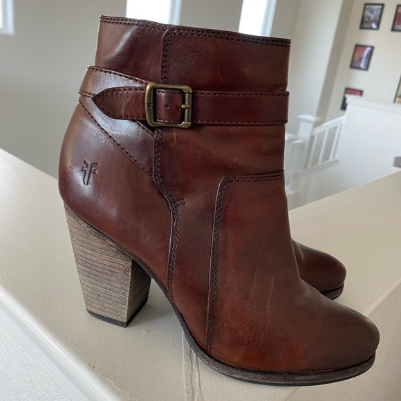Frye Patty Riding Boot | Redwood Leather | Size 8 - Picture 4 of 7